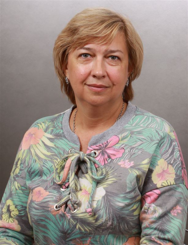 Домработница Оксана